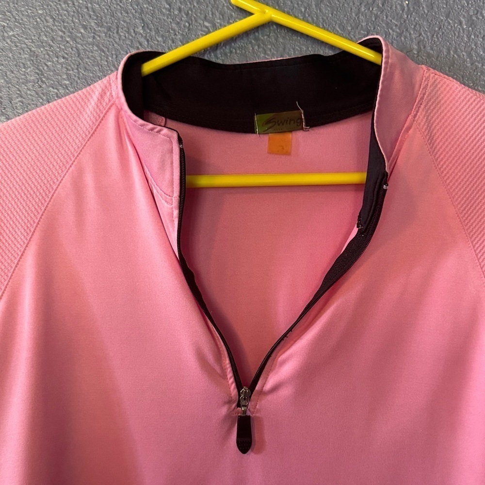 Stylish Pink and Black Half-Zip Women's Jersey - Picture 2 of 7